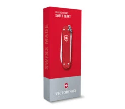 Victorinox Classic Alox Multitool Sweet Berry Handle Plain Edge 0.6221.201G -Best Knifes Store 8e897bfa 26c2 4656 862b fc29d0766747 68649.1628621208